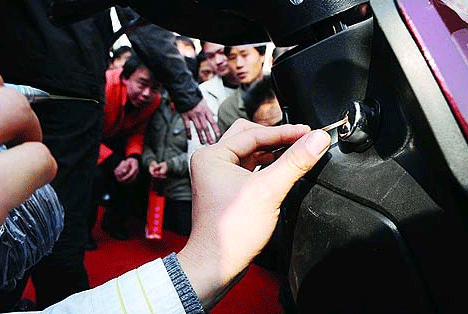 汽车开锁实践
